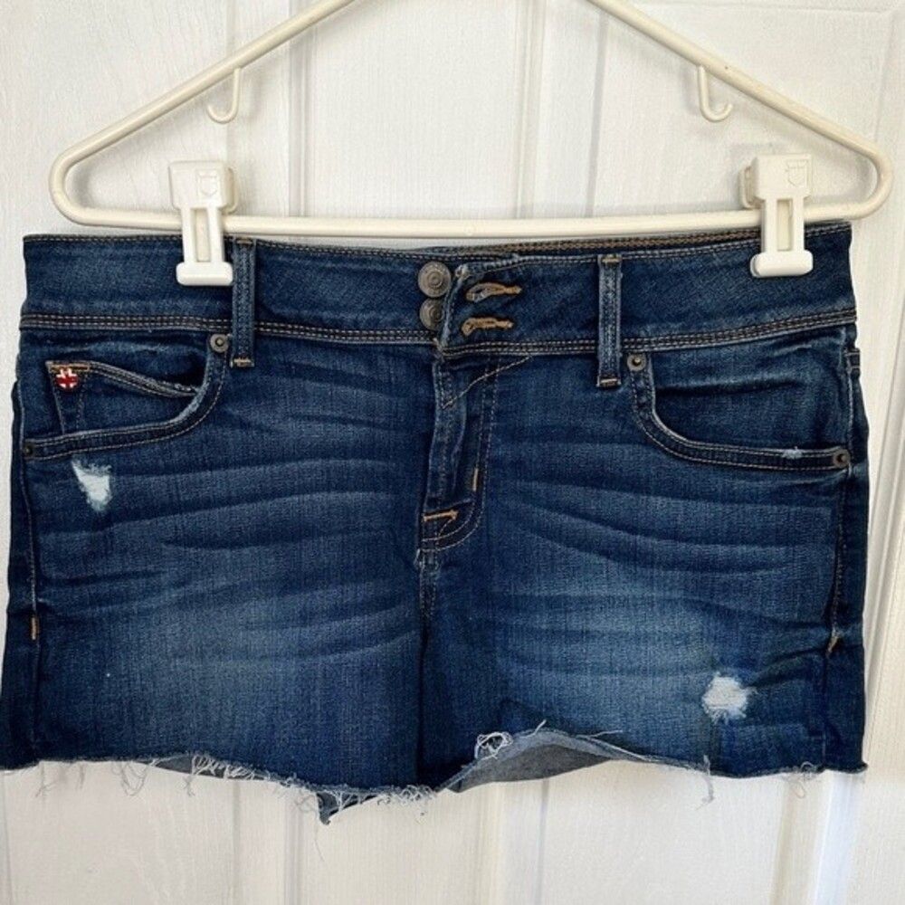 HUDSON Croxley Mid Thigh Medium Wash Denim Shorts Raw Hem Distressed Size 28